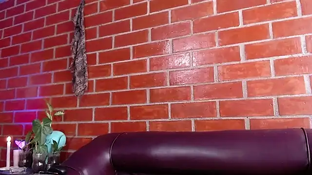 Trix fiore oficial online show from 04.05.26