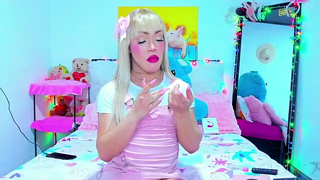 Candy Candy   online show from 11.30.25