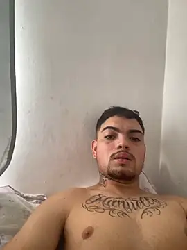 Snapshot of hypefock chatting on 12.18.24 hypefock online show from 12.18.24