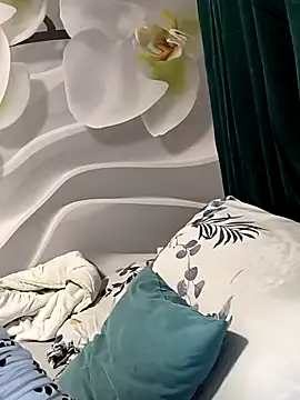 jusichka online show from 02.28.25