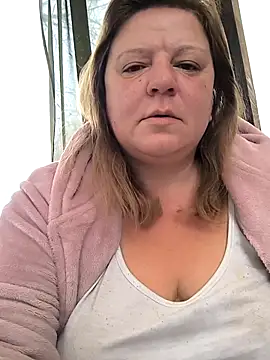 Snapshot of jusichka chatting on 11.04.25 jusichka online show from 11.04.25