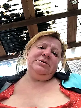 Snapshot of jusichka chatting on 11.29.25 jusichka online show from 11.29.25