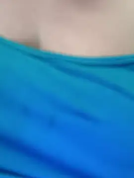 Snapshot of jusichka chatting on 12.14.25 jusichka online show from 12.14.25