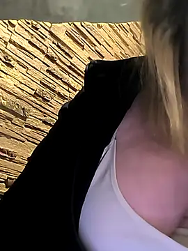 Snapshot of jusichka chatting on 03.01.26 jusichka online show from 03.01.26