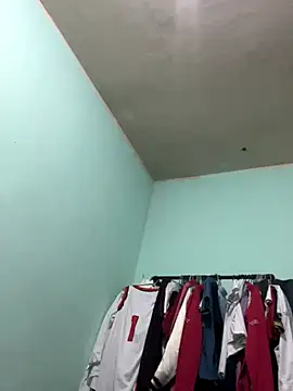 Snapshot of yObal-hot chatting on 09.22.25 yObal-hot online show from 09.22.25