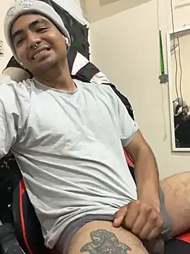 yObal-hot online show from 04.10.26