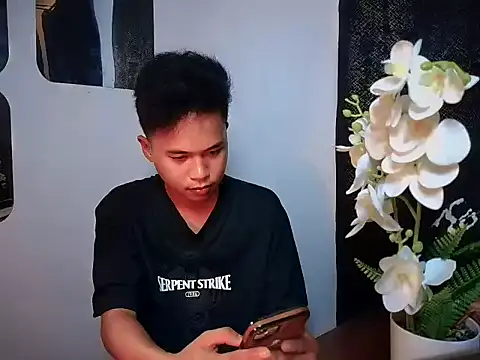 Asiantwink21 online show from 09.30.25