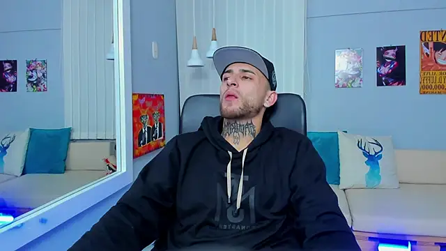 Snapshot of Drako_Lamar chatting on 12.06.24 Drako Lamar online show from 12.06.24
