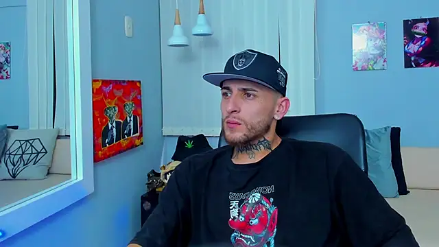 Snapshot of Drako_Lamar chatting on 12.18.24 Drako Lamar online show from 12.18.24