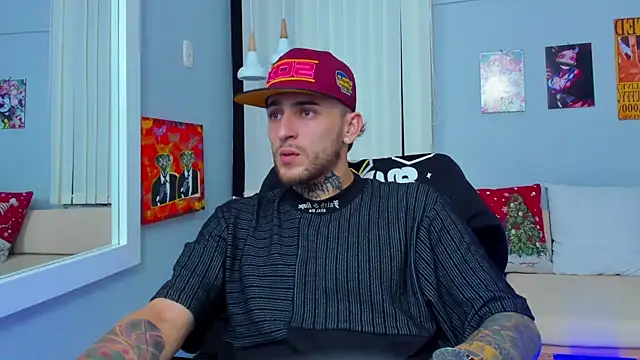 Snapshot of Drako_Lamar chatting on 12.27.24 Drako Lamar online show from 12.27.24