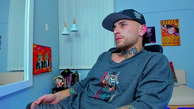 Snapshot of Drako_Lamar chatting on 12.30.24 Drako Lamar online show from 12.30.24