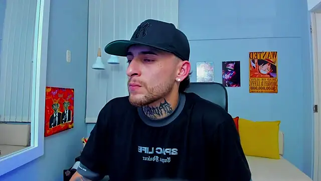 Snapshot of Drako_Lamar chatting on 01.03.25 Drako Lamar online show from 01.03.25
