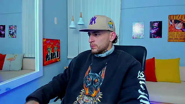 Snapshot of Drako_Lamar chatting on 01.04.25 Drako Lamar online show from 01.04.25