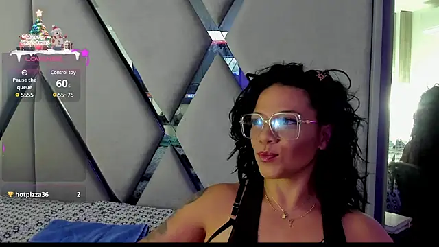 paula daniela1 online show from 12.26.24