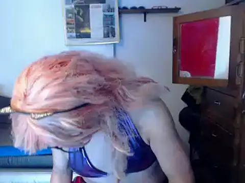 Snapshot of LorenJade chatting on 02.20.25 LorenJade online show from 02.20.25