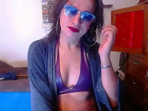 Snapshot of LorenJade chatting on 01.18.26 LorenJade online show from 01.18.26