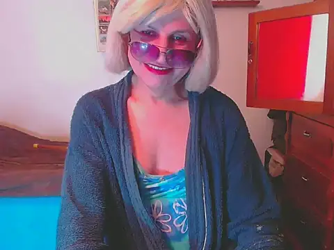 Snapshot of LorenJade chatting on 02.01.26 LorenJade online show from 02.01.26