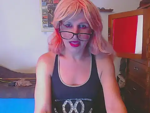 Snapshot of LorenJade chatting on 02.09.26 LorenJade online show from 02.09.26