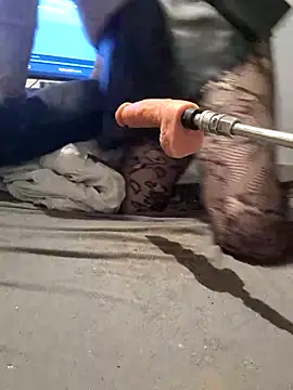 Snapshot of aprilexx chatting on 03.22.25 aprilexx online show from 03.22.25