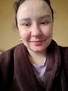 AlexaLexie online show from 11.04.25