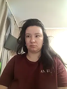 AlexaLexie online show from 12.18.25