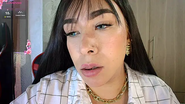 Snapshot of leahtemptation3 chatting on 05.16.26 leahtemptation3 online show from 05.16.26