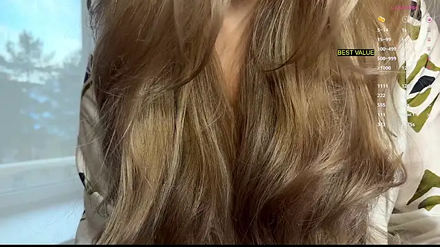 hotexclusive  online show from 10.10.25