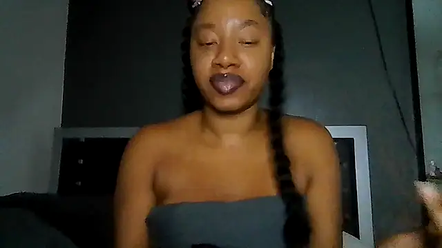 Snapshot of goddessdaisysky chatting on 06.21.26 goddessdaisysky online show from 06.21.26