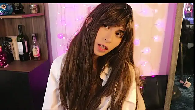  lucy white  online show from 12.09.24