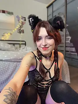 Evangeline Lawrence  online show from 05.11.26