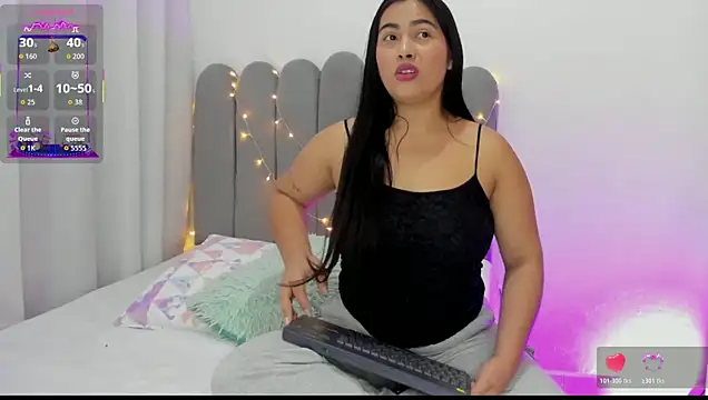 andrea osorio  online show from 10.22.25