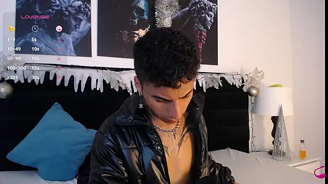 JuanCamiilo 66 online show from 12.22.24