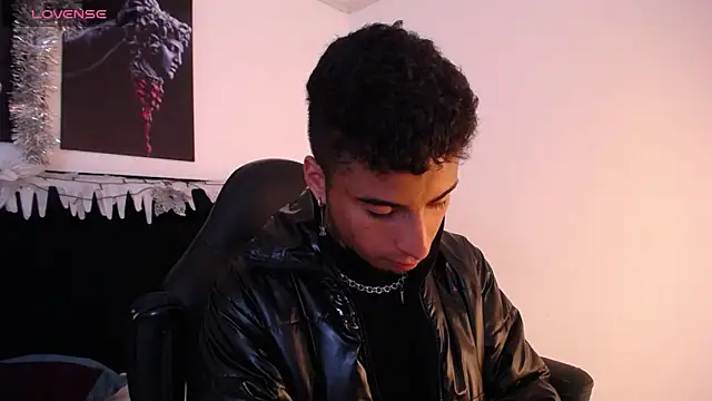 JuanCamiilo 66 online show from 12.23.24