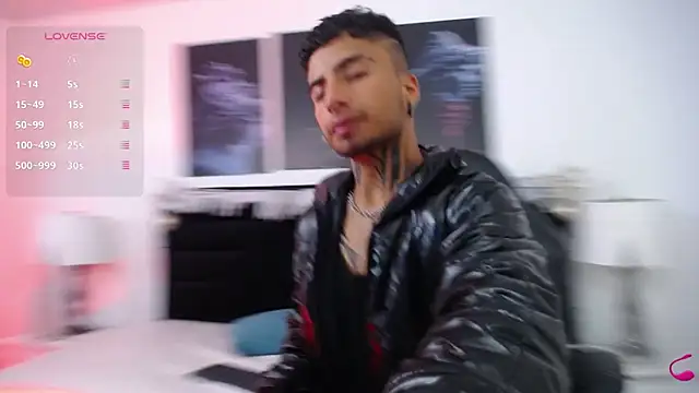 JuanCamiilo 66 online show from 12.25.24