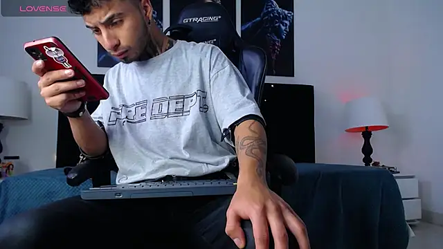 JuanCamiilo 66 online show from 02.12.25