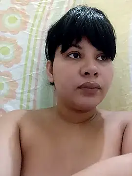 Snapshot of Yara0k chatting on 12.18.24 Yara0k online show from 12.18.24