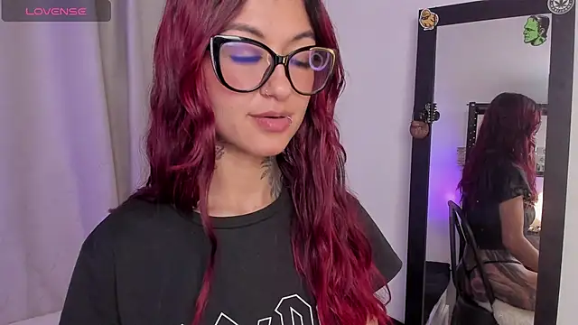 Snapshot of noemi_foxxx chatting on 07.29.26 noemi foxxx online show from 07.29.26