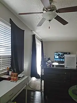 Snapshot of honeeyyy_pot chatting on 02.09.26 honeeyyy pot online show from 02.09.26