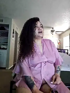 Snapshot of honeeyyy_pot chatting on 02.12.26 honeeyyy pot online show from 02.12.26