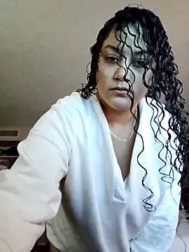 Snapshot of honeeyyy_pot chatting on 02.20.26 honeeyyy pot online show from 02.20.26