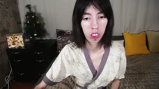 Unusual G online show from 12.26.24
