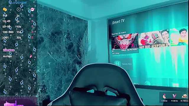 Emmaa Saenz  online show from 11.20.25