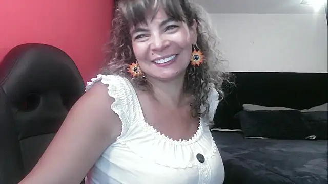 charlotedoll online show from 10.14.25