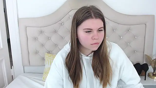 AbbyPleasure online show from 01.07.25