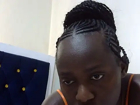 Snapshot of Seeexxxy-bree chatting on 10.22.25 Seeexxxy-bree online show from 10.22.25