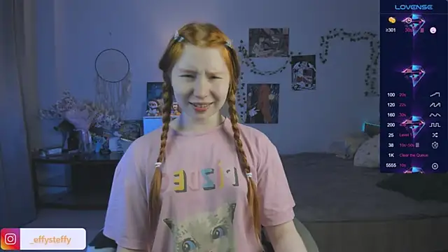 CallMeEffy1 online show from 11.21.25