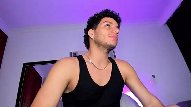 Curlblue online show from 03.08.25