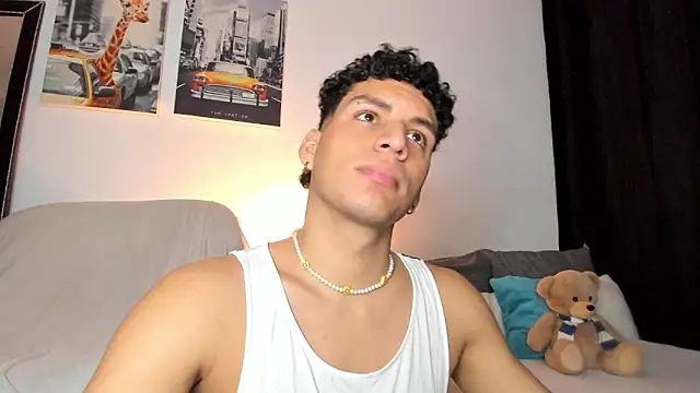 Curlblue online show from 03.17.25