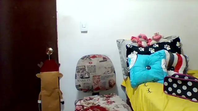 Snapshot of Alisson_brand chatting on 01.14.25 Alisson brand online show from 01.14.25
