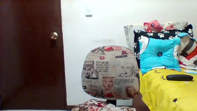 Snapshot of Alisson_brand chatting on 01.15.25 Alisson brand online show from 01.15.25